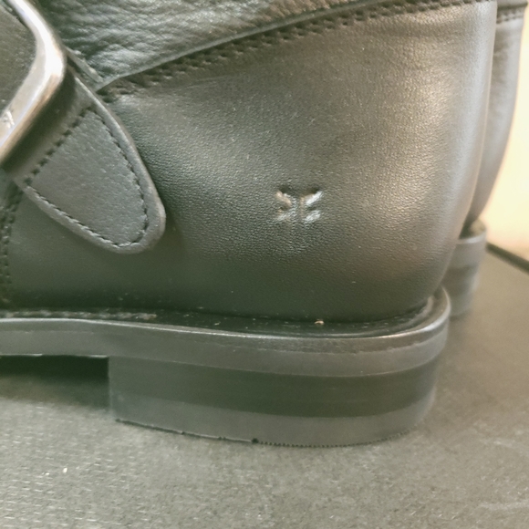 NWOT Frye Veronica Short Boots in Black - Picture 12 of 17